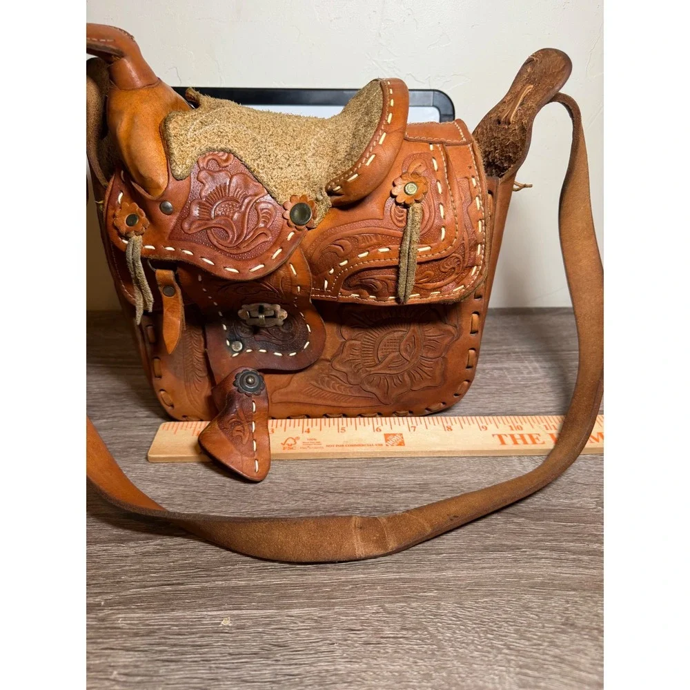Western Shoulder Bag Horse Saddle Hand Tooled Leather Brown Medium